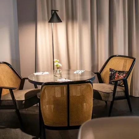 Renaissance Brussels Hotel 4*